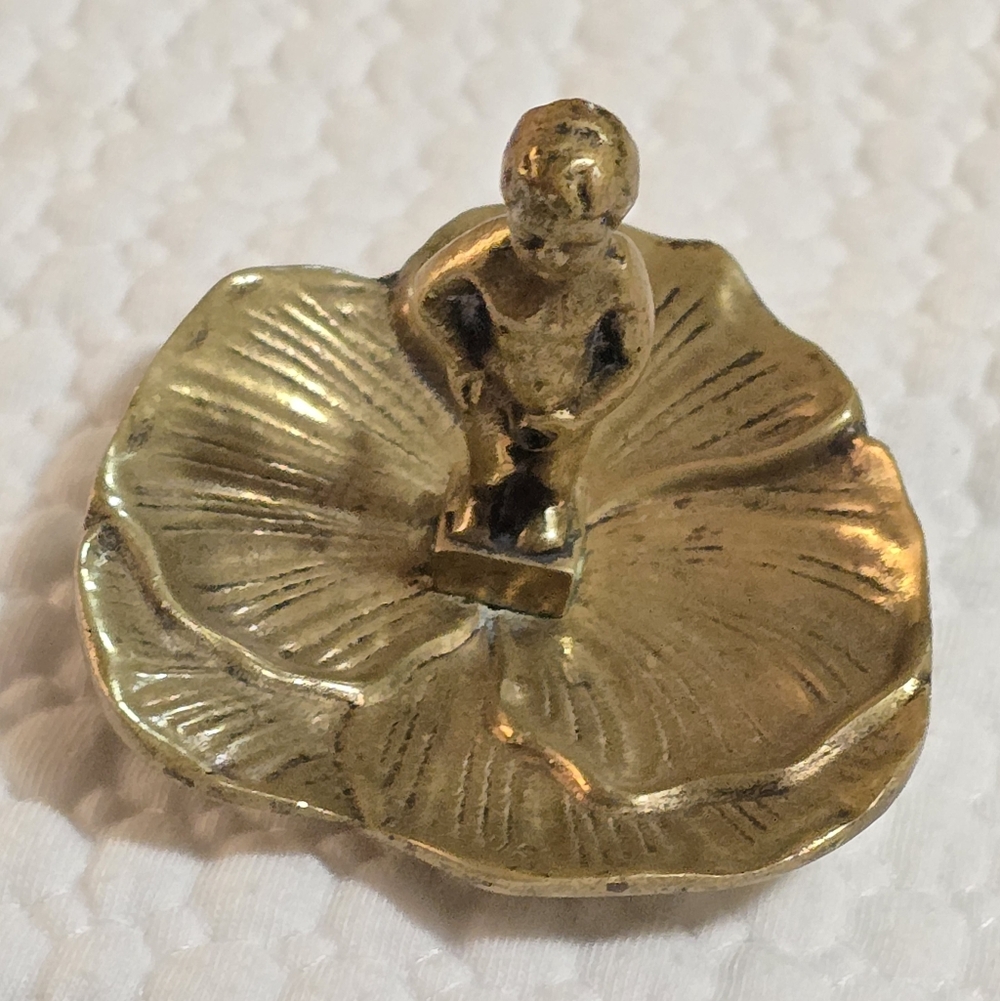 Vintage Bruxelles Mini Manneken Pis Ashtray